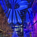 Changing colour of the Sony Center roof